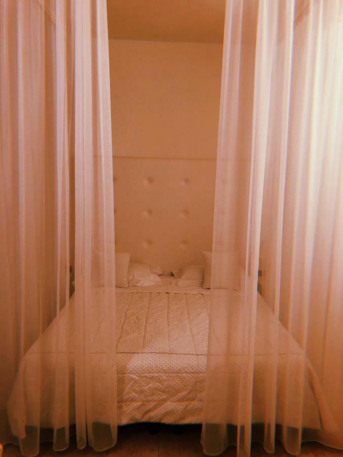 Hotel Europa Pallazzolo sull'Oglio Bagian luar foto